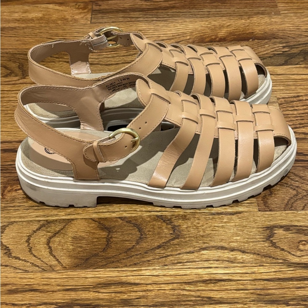 Bella Vita Fisherman Sandals